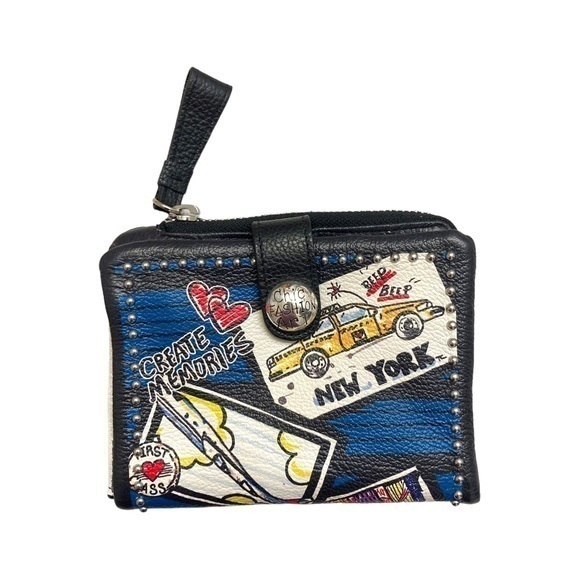 Brighton postcards wallet with artwork by Tom Clancy rare limited edition - Picture 1 of 7
